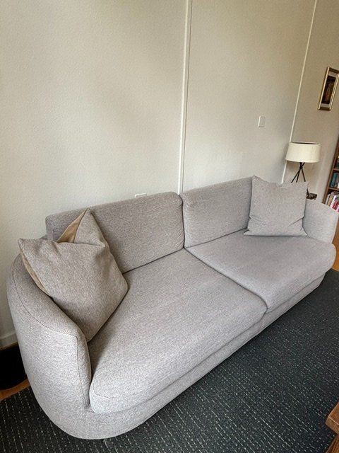 Sofas: 3-er Sofa mit Kissen – D'occasion à Winterthur par monawintour 1