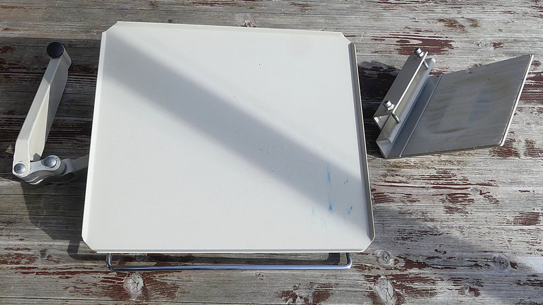 Supporti a parete: TISCH-HALTERUNG für LAPTOP / DRUCKER / ect... – Usato da Lyssach venduto da YYZ10 3