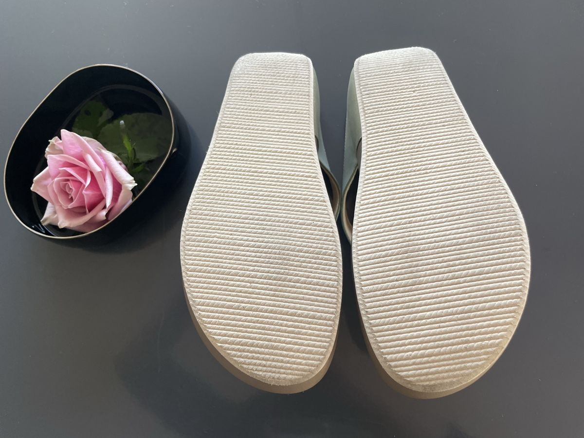Damenschuhe: Flip Flops, Zehensandalen, 38, oliv – Gebraucht aus Zürich von Punkt... 4