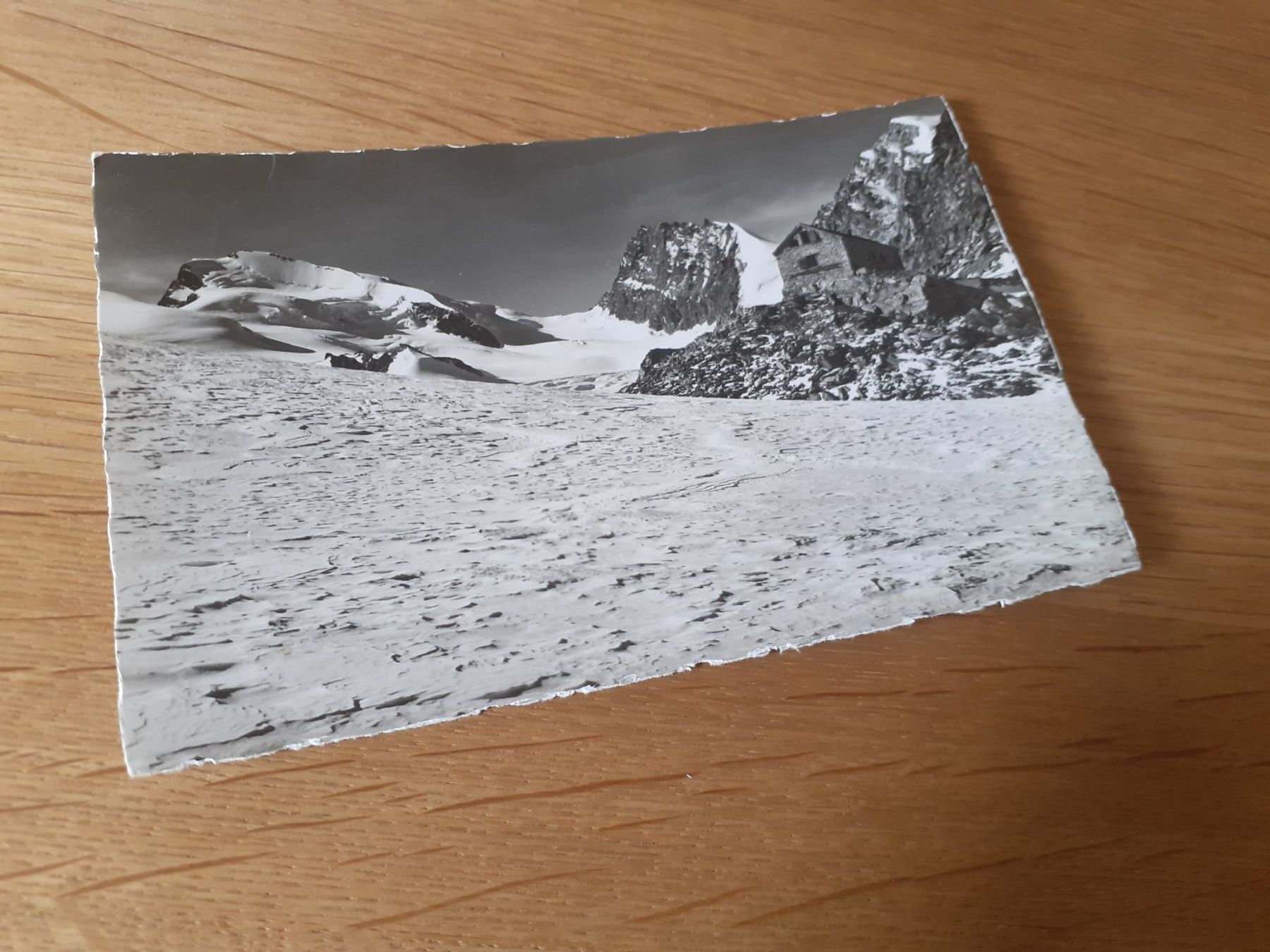 Ansichtskarten: SAAS FEE - BRITANNIA HUETTE - 1945 - SAC – Gebraucht aus Winterthur von Ornyx7