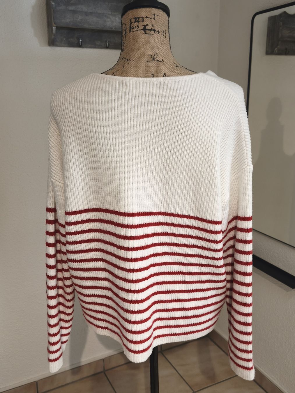 Mango Maglioni & Felpe: Damen Pullover MNG gestreift Grösse S neuwertig – Usato da Emmetten venduto da SecondhandSiska 2
