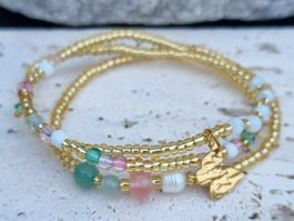 Verspielte Eleganz - Dreierarmband Perle & Edelsteinen gold