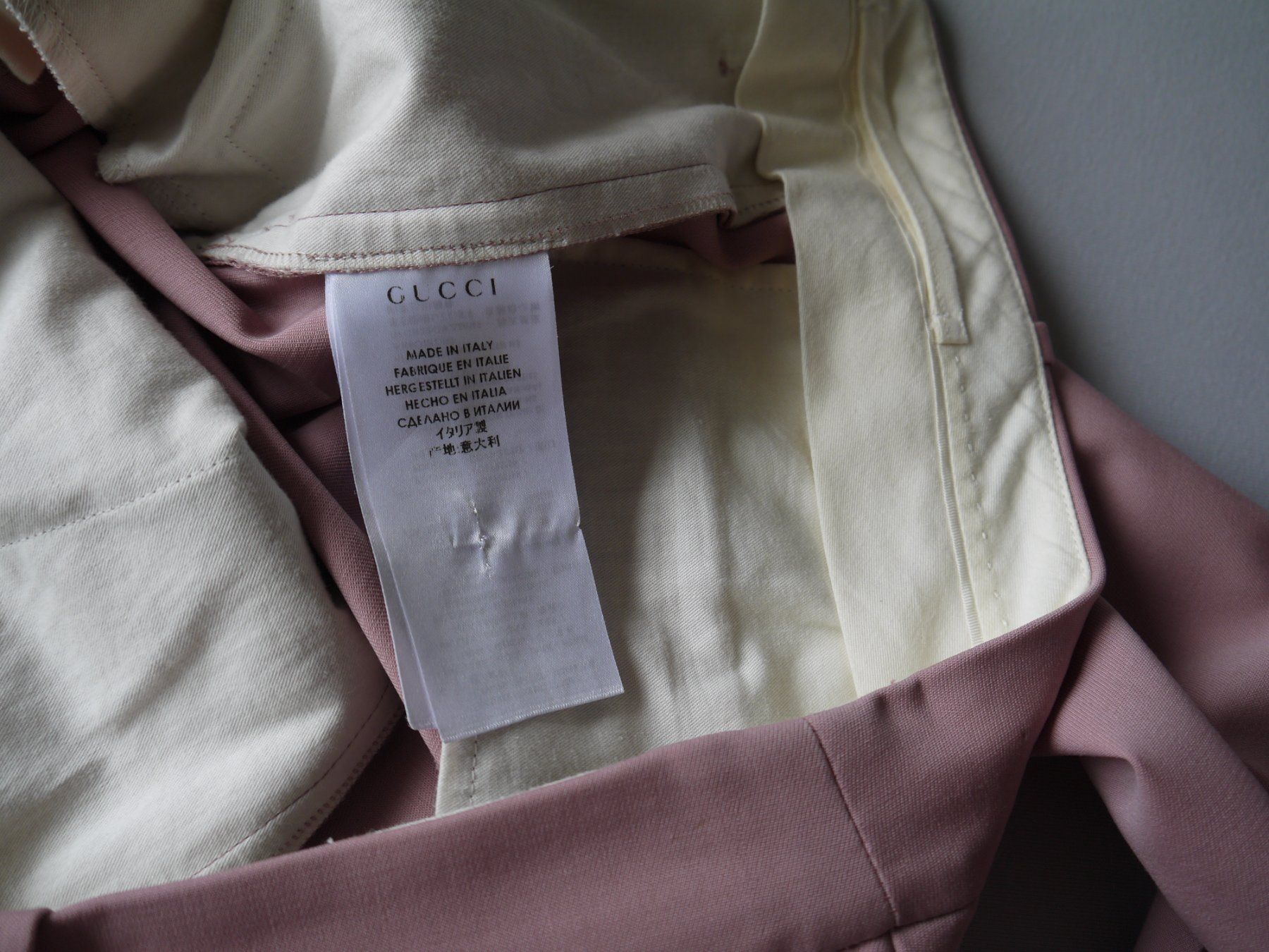 Gucci Pantaloni: GUCCI Hose aus Wolle,Seide, Elastan – Usato da Hagendorn venduto da Blaf 3