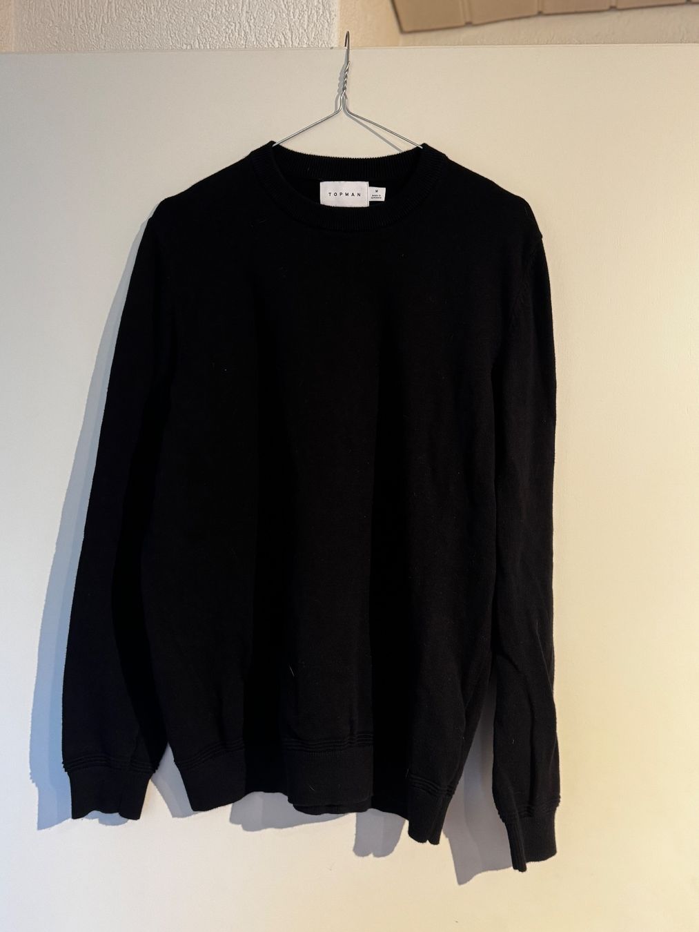 Maglioni & Felpe: Topman Pullover Schwarz Gr. M – Basic Crewneck Sweatshirt – Usato da Seedorf BE venduto da Tommick99