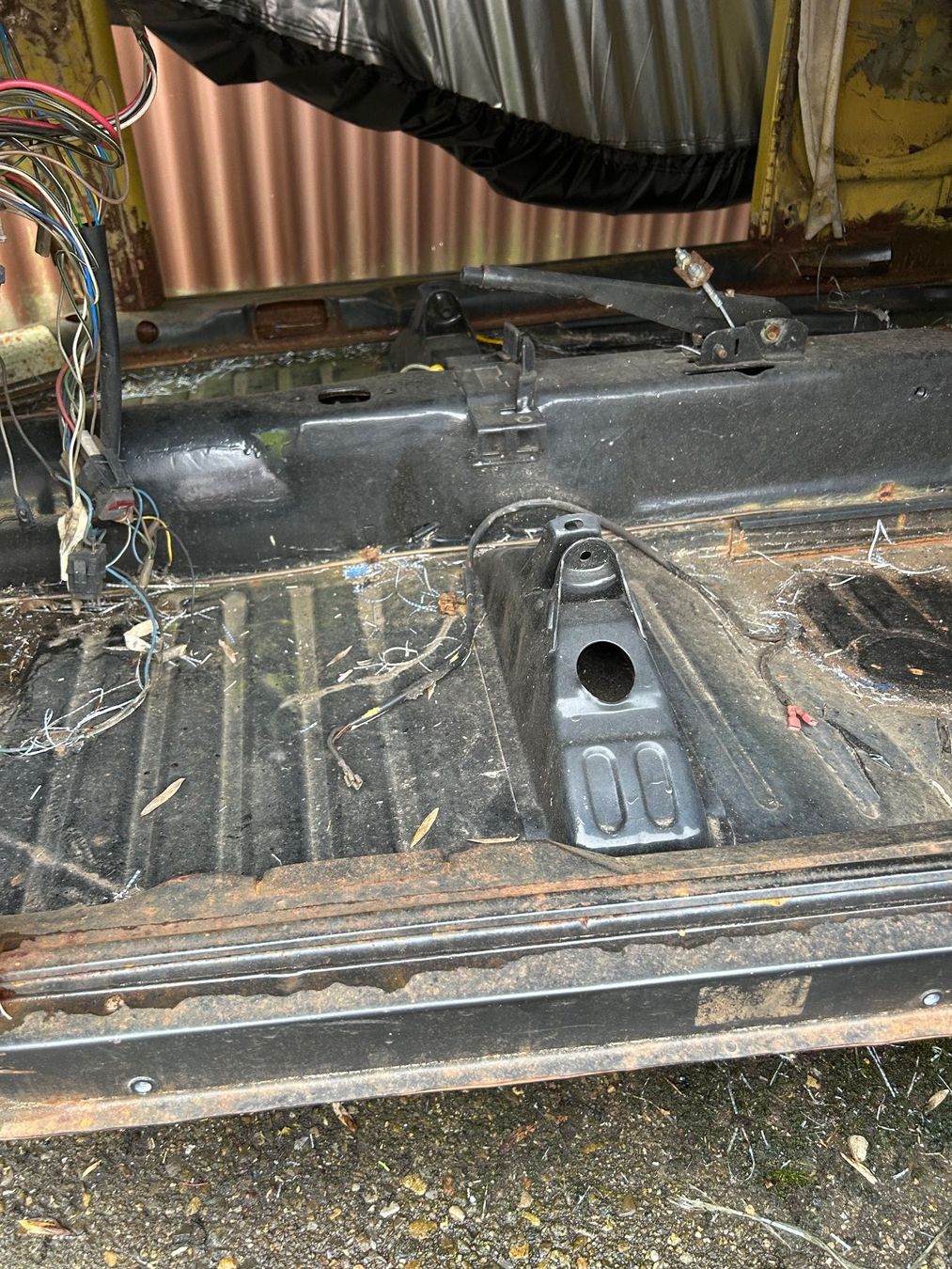 VW Autos: VW Käfer Restaurationsprojekt – Défectueux à Hauptwil par pat_22sj 4