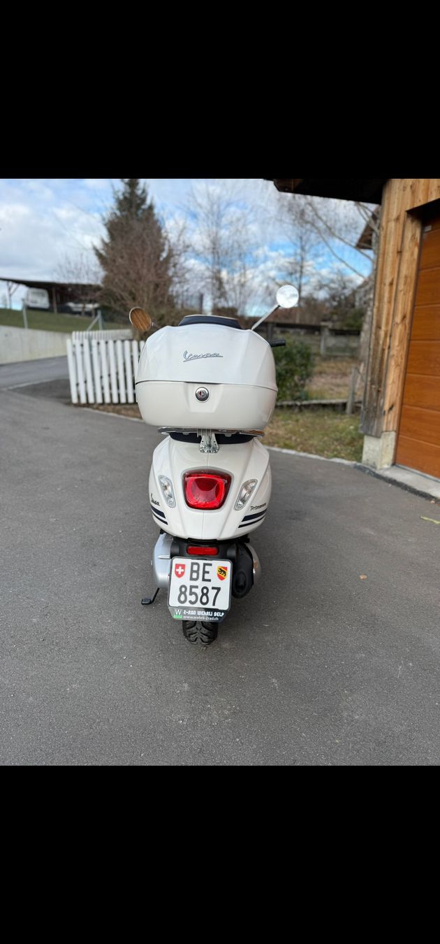 Piaggio Strada: Piaggio V. Prima 125 iGet Vespa – Usato da Bern venduto da Marcelk85 5