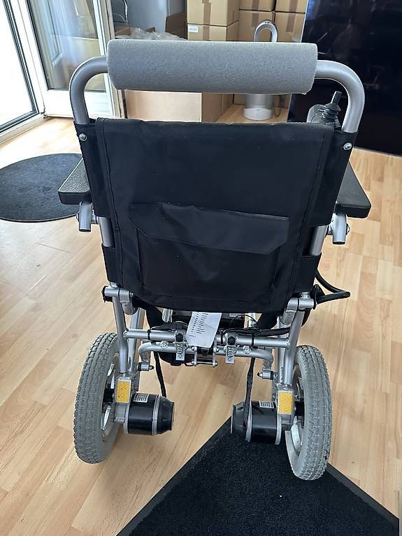 Sedie a rotelle: Rollstuhl elektrisch – Usato da Walzenhausen venduto da Ducati_996 2
