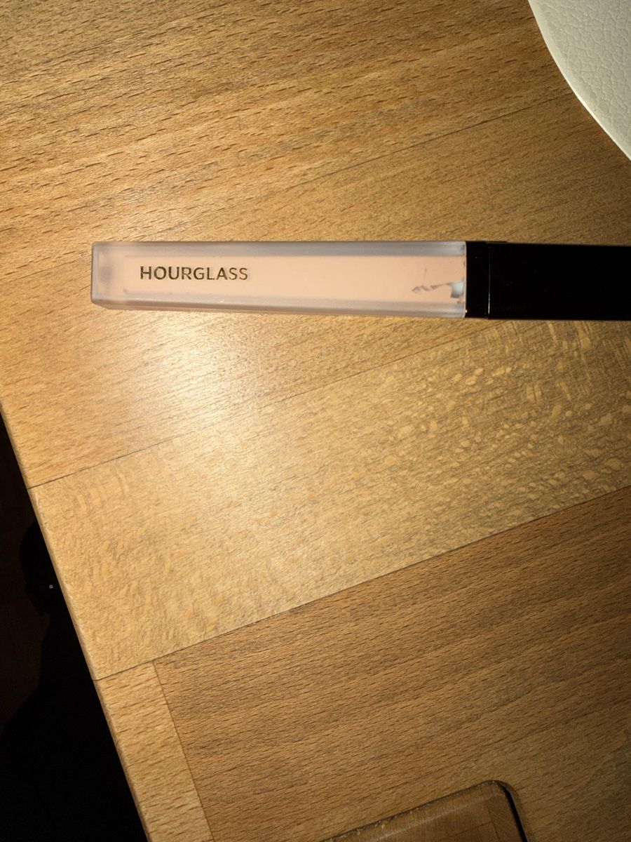 Make-up: Hourglass Concealer neu – Nuovo e nell'imballaggio originale da Ostermundigen venduto da anja046 1