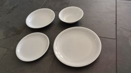 Geschirr Set weiss Teller und Schalen 23 Teile gebraucht