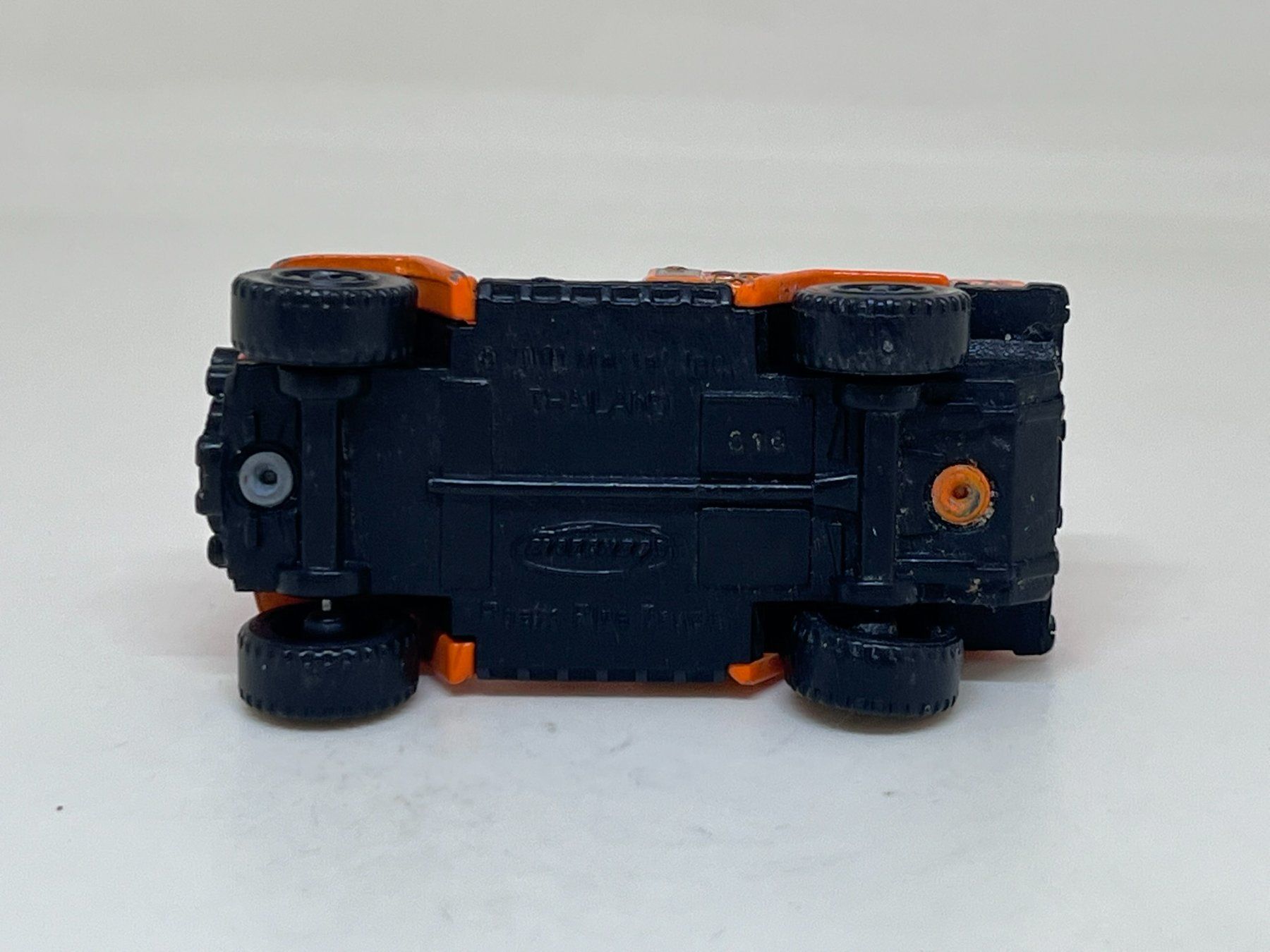 Matchbox Modellini d'auto: Matchbox Foam Fire Truck #275 – Usato da Wildegg venduto da LaaBoutique 3