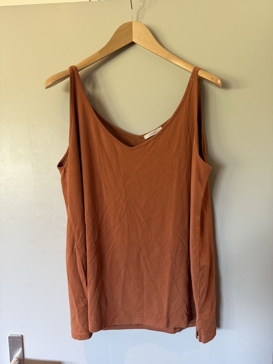 Nile Top: Nile Top Grösse XL – Usato da Wolfhausen venduto da lunaire01