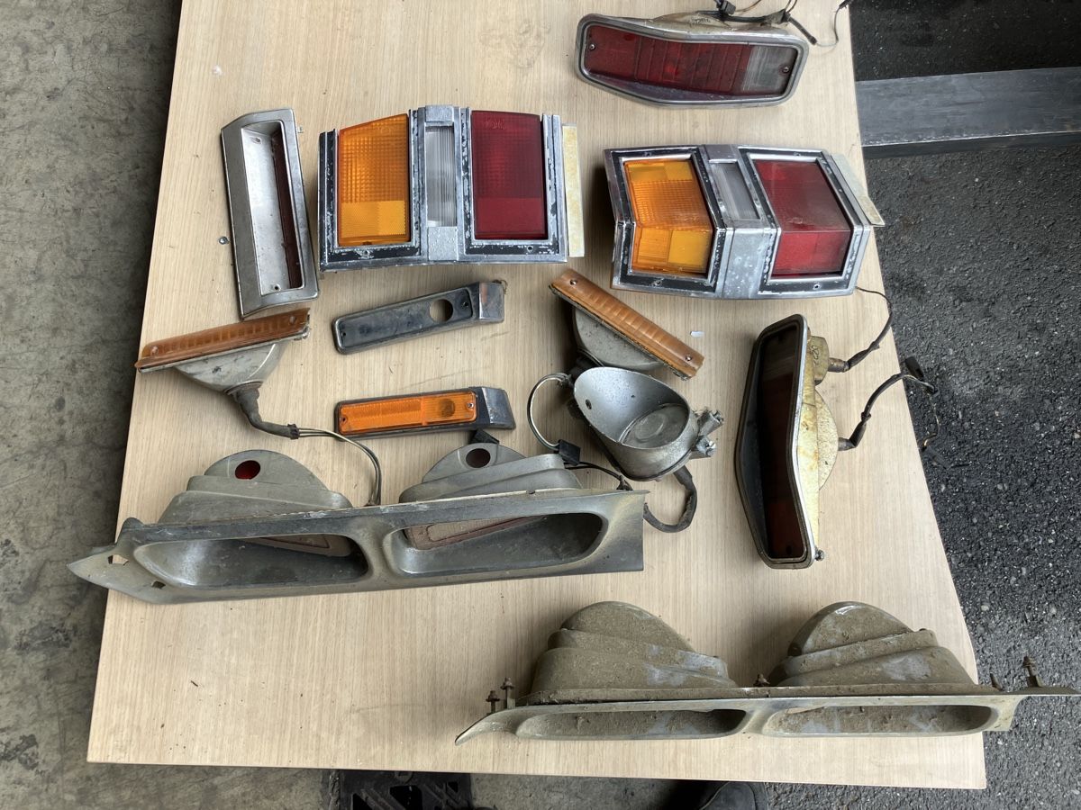 Tutti pezzi di ricambio auto: Oldtimer Rückleuchten Blinker  – Difettoso da Uerkheim venduto da Dealer-4813 4