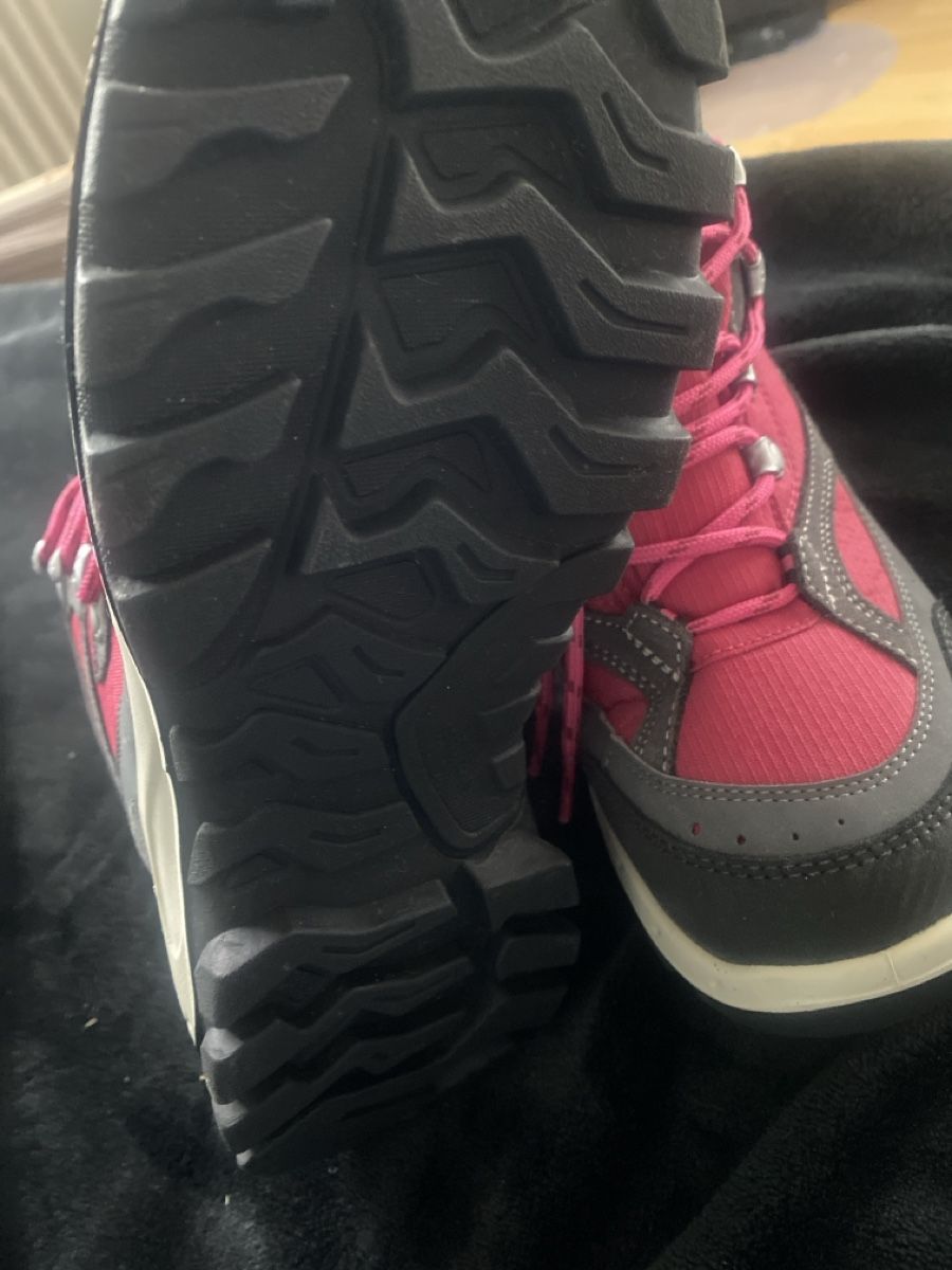 Decathlon Scarpe da donna: Quechua Hiking Boots - Size 37 – Nuovo e nell'imballaggio originale da Dietikon venduto da Tdaf33 2