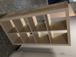 Étagère à 6 casiers couleur bois, état d'occasion