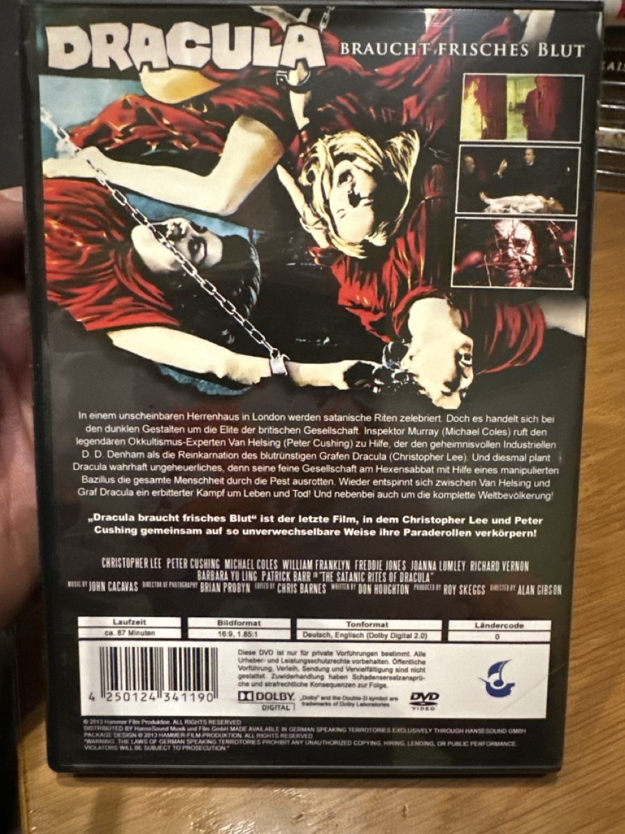 Tutti i DVDs: Dracula braucht frisches Blut. Christopher Lee DVD. – Usato da Benken ZH venduto da Audi-erich 1