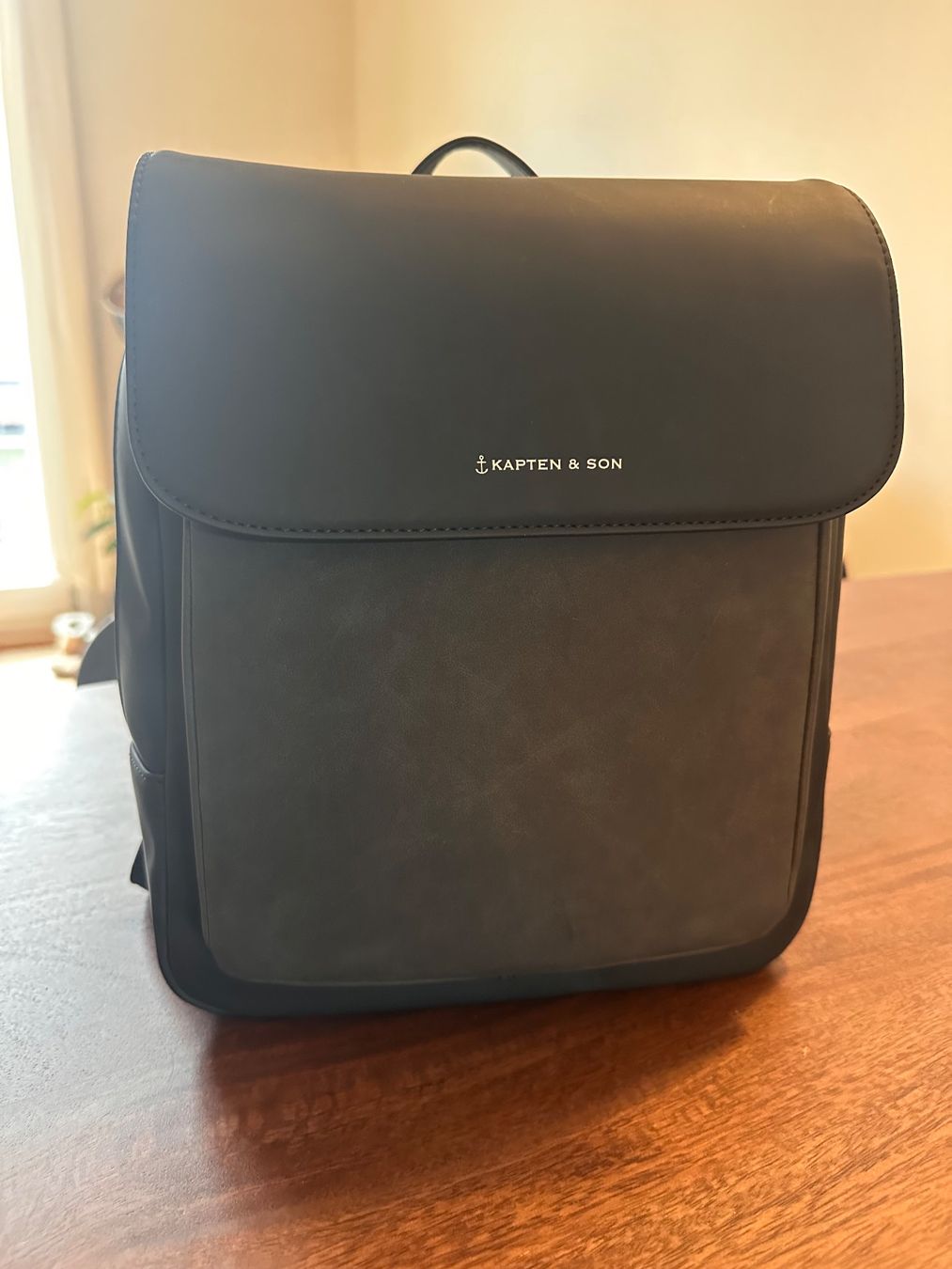Kapten & Son Zaini: Tagesrucksack von Kapten & Son – Nuovo (secondo la descrizione) da Bern venduto da deli.17