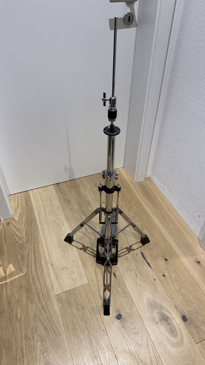 Strumenti musicali: Dixon Vintage HiHat Stand – Usato da Gerzensee venduto da Alpenmassiv 1