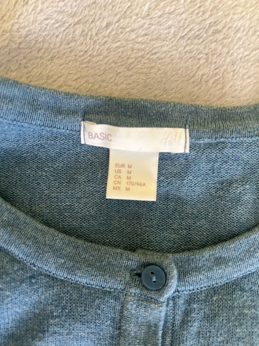 H&M Maglioni & Felpe: cardigan h&m  – Usato da Obfelden venduto da milenaK11 1
