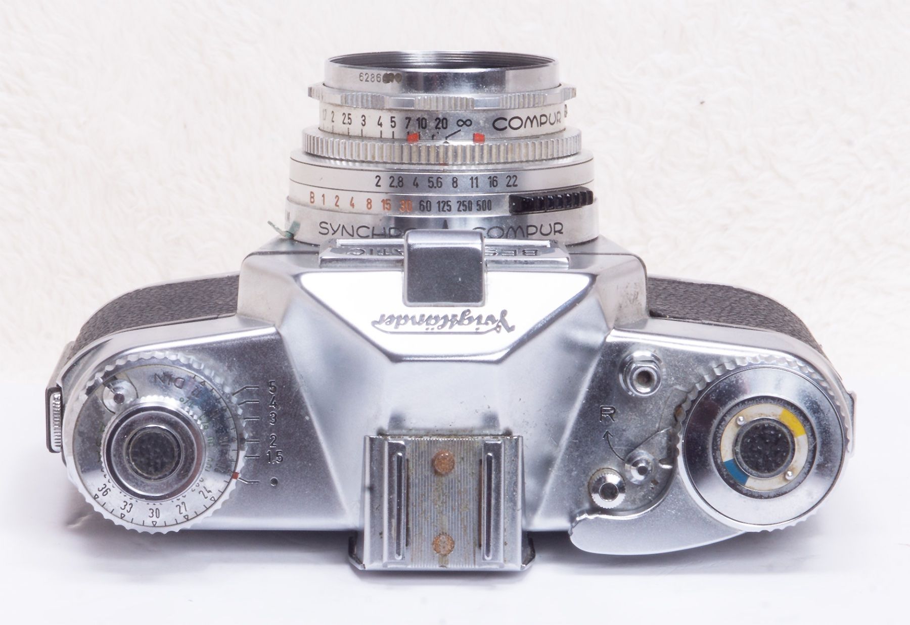 Voigtländer Fotocamera: Voigtländer BESSAMATIC – Usato da Zürich venduto da phueni 4
