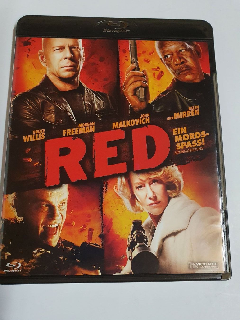 Tutti i DVDs: RED ein Mordsspass - Bluray – Usato da Oberdorf BL venduto da BaldenEagle