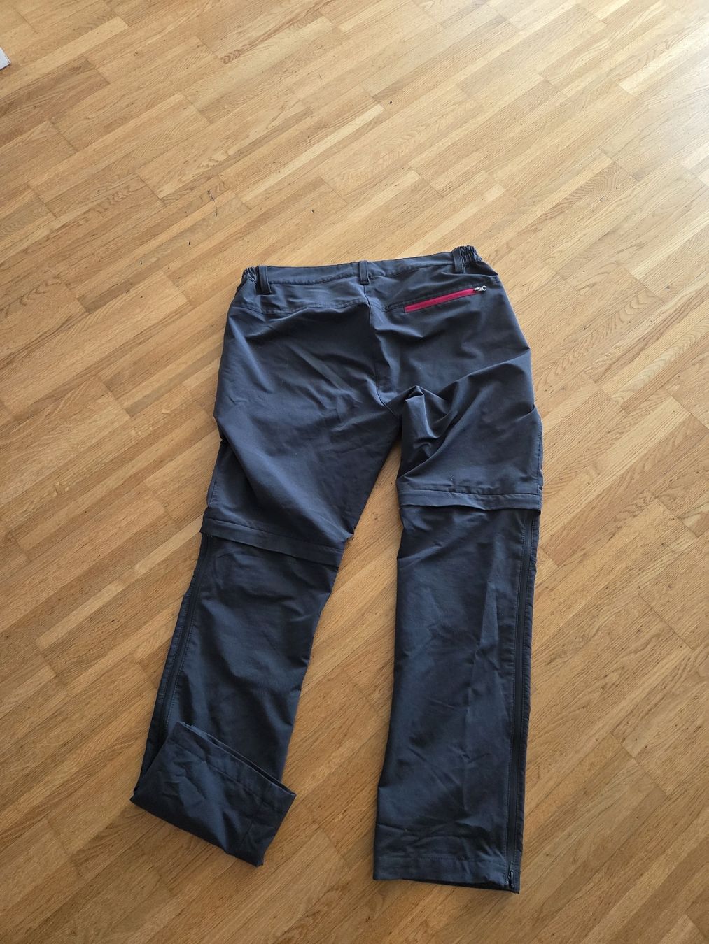 46 Nord Pantaloni: Wanderhose Gr.44 – Usato da Root venduto da Melissa011113 1