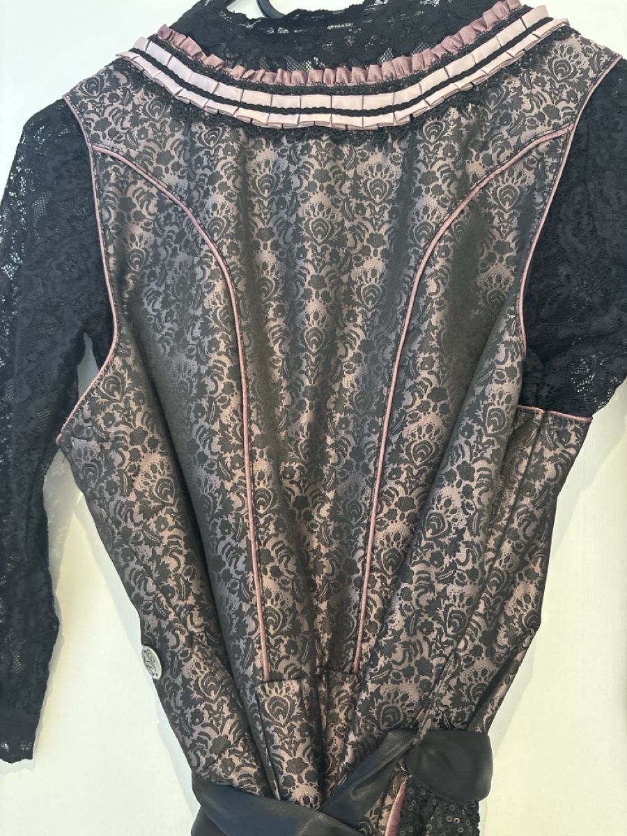 Kostüme: MarJo Dirndl Gr. 38 mit schwarzer Spitzenbluse – Gebraucht aus Niederwil AG von pat_l6fn 4