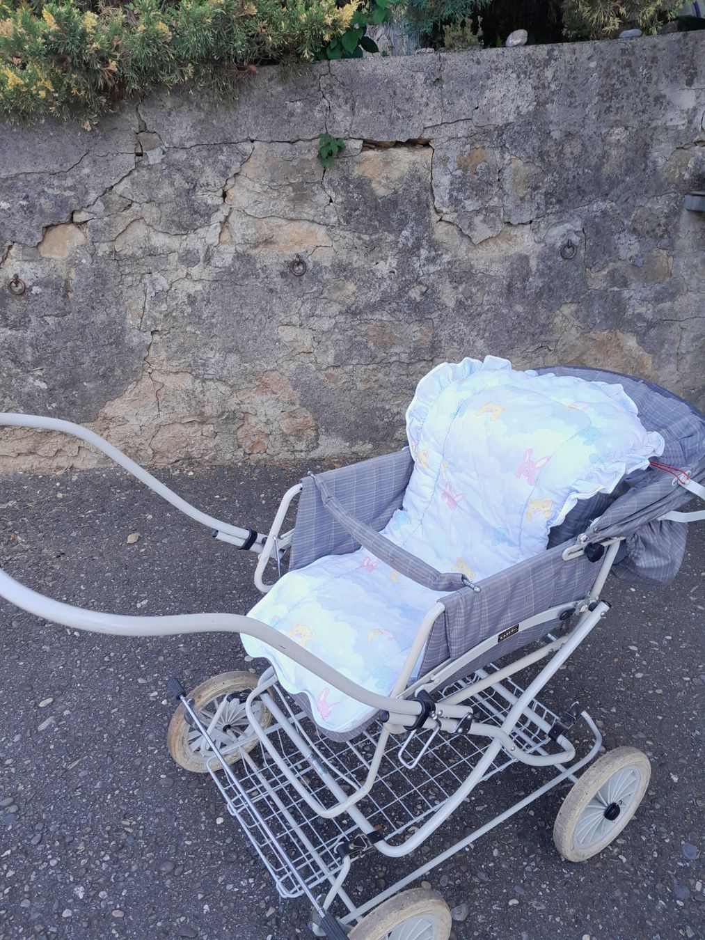 Poussette: Antiker Kinderwagen – D'occasion à Bözen par pfisterfuchs 3