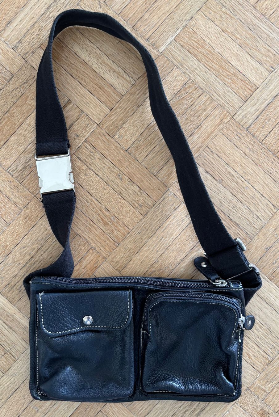 Borse: ROOTS Crossbody/Gürteltasche – Usato da Zürich venduto da Tzhkely24