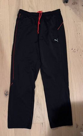 Jogging homme de la marque Puma