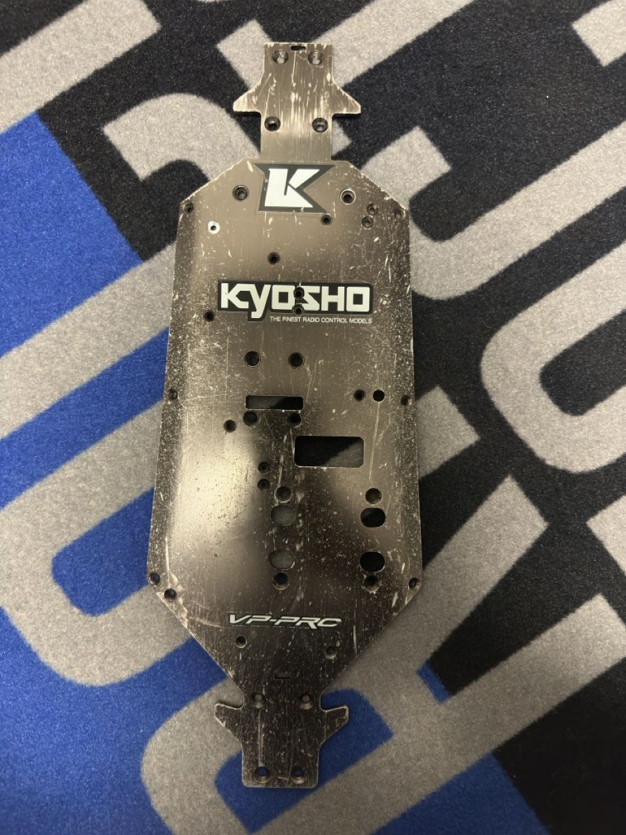 Kyosho Modellismo RC: Telaio Kyosho inferno mp9 – Usato da Monte Carasso venduto da Aron1401