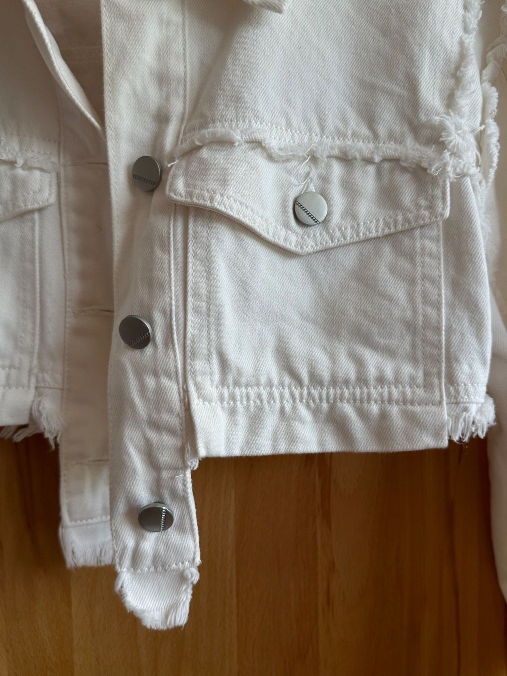 Giacche: Jeansjacke Cropped Weiss Damen – Usato da Schlieren venduto da car_2bwb 1