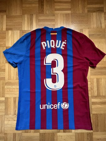Original Pique Authentic FC Barcelona 2021/22 Trikot M