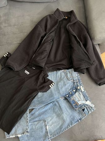 Timberland Fleecejacke, Adidas T-Shirt, H&M Jeans!