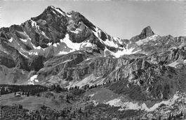 Ortstock und Hoher Turm Braunwald (GL) Alpenlandschaft