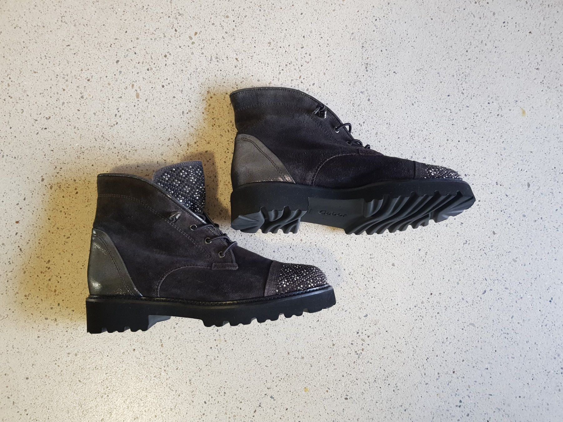 Gabor Damenschuhe: Gabor Lederstiefelette Grösse 37.5 – Gebraucht aus Basel von Birs868 3