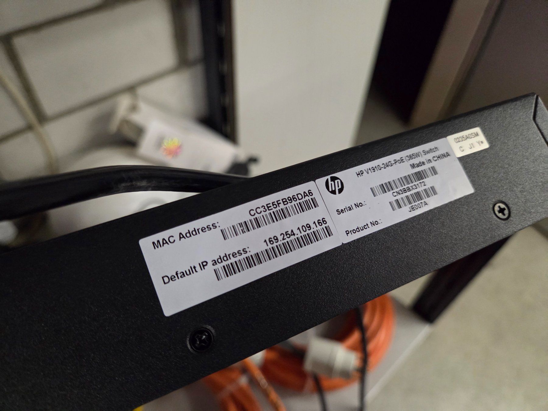Hewlett Packard Hub & Switch: Ethernet Switch HP 1920G 24G POE JE007A Hewlett Packard 19'' – Usato da Zürich venduto da eymen20 6