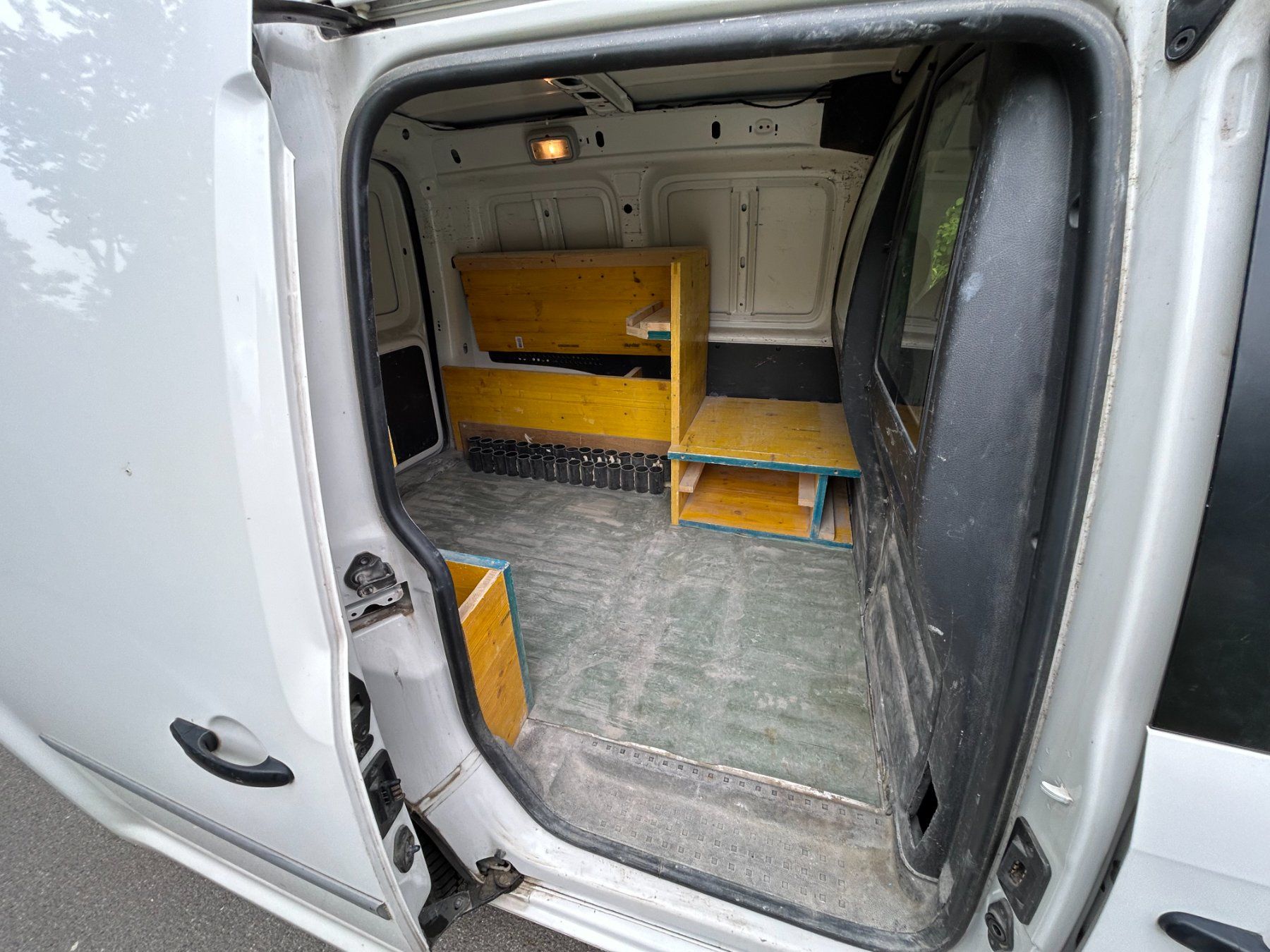 VW Veicoli commerciali: VW Caddy 1.0 TSI, BlueMotion Technoly, ab MFK und Service!!! – Usato da Bern venduto da Thg0 5