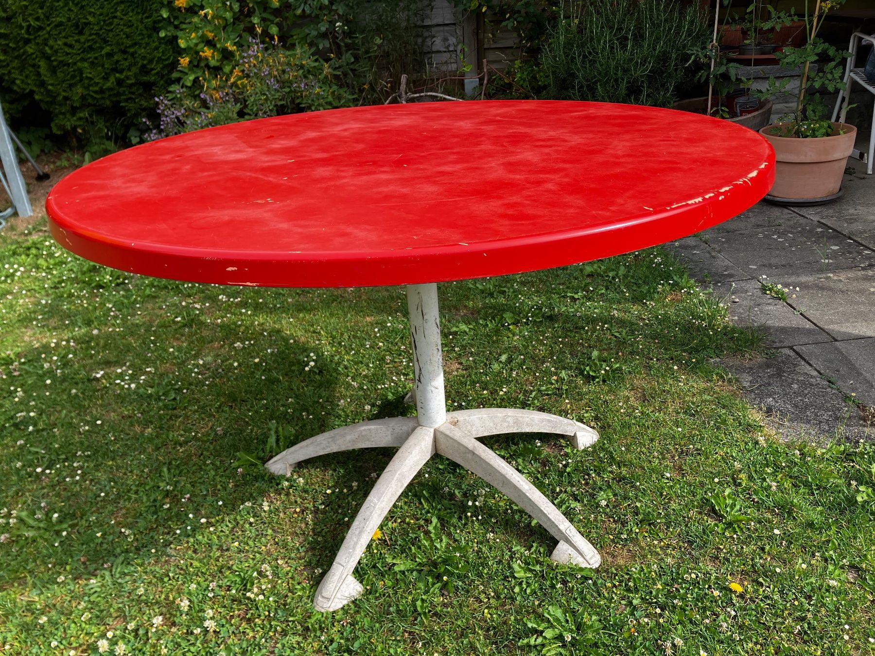 Schaffner Tavoli: Runder Gartentisch Schaffner – Usato da Winterthur venduto da anel44