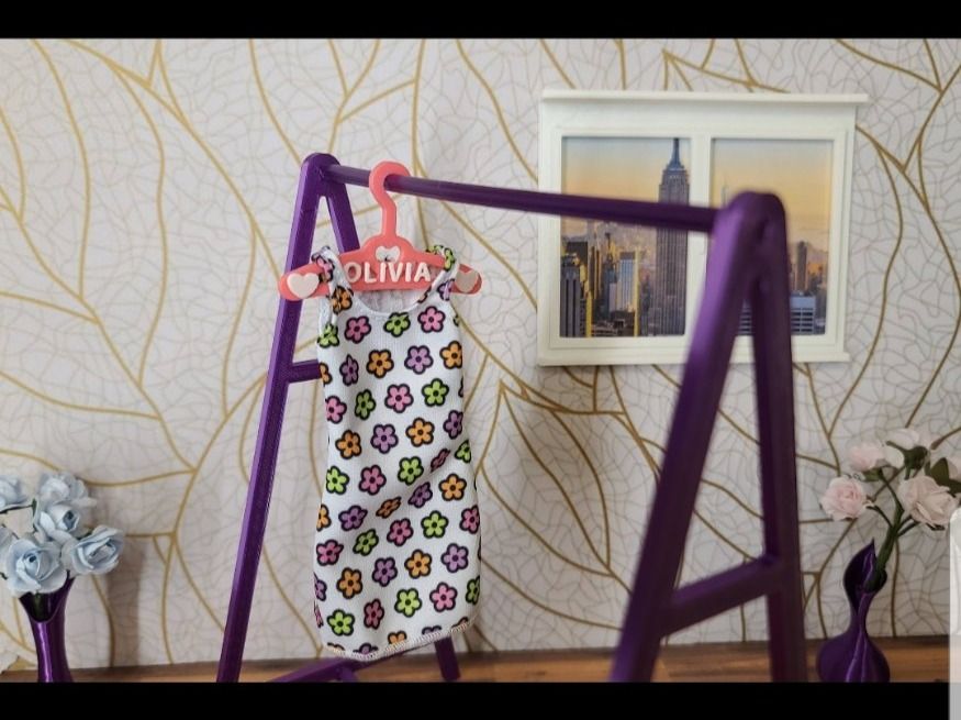 Bambole: Personalisierte Kleiderbügel für Barbie- oder Simba - 12 Stk – Nuovo (secondo la descrizione) da Schlieren venduto da Alena020_0 6