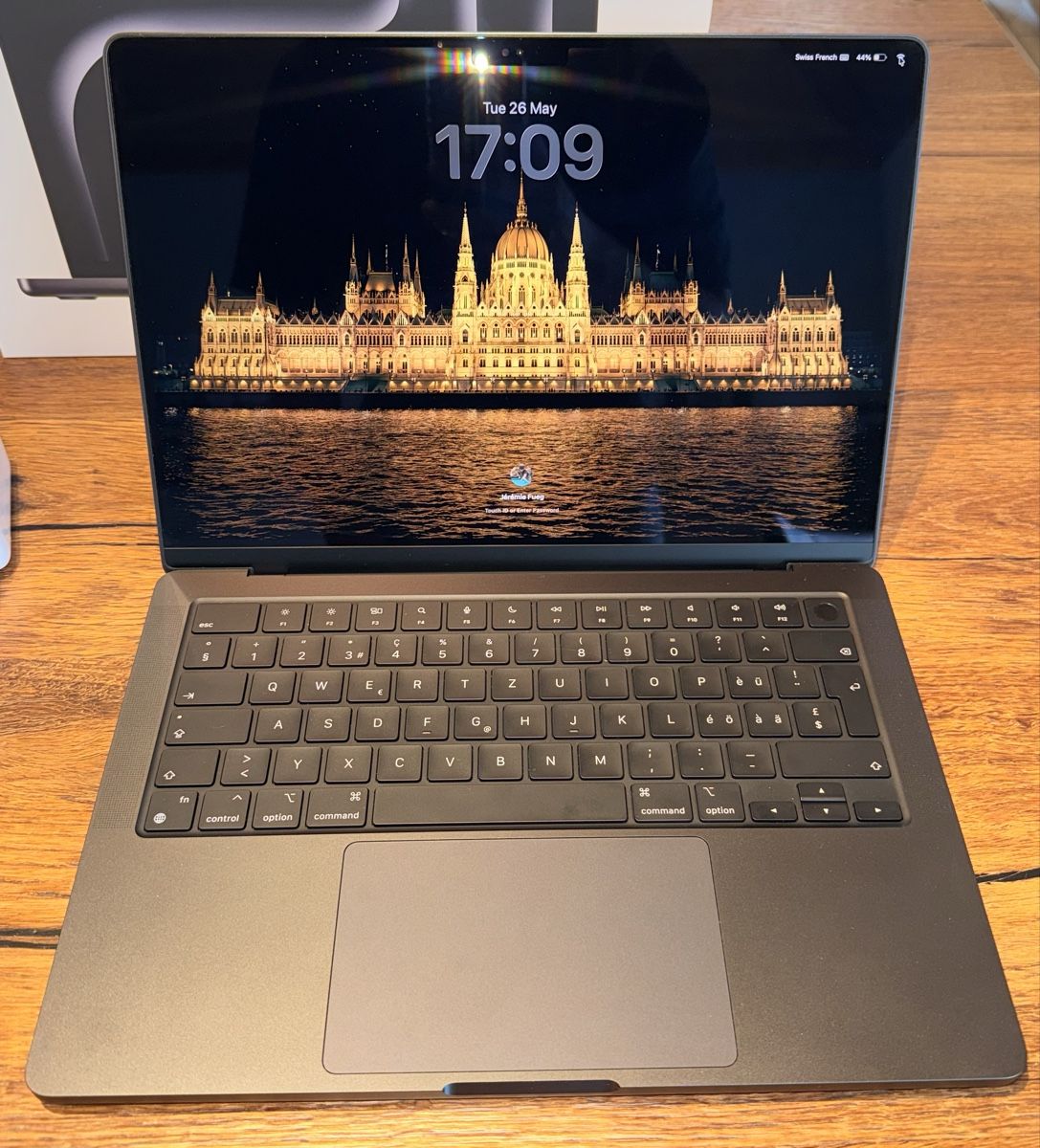 Apple Portables: MacBook Pro 14 pouces noir, comme neuf – Neuf (Voir description) à Tavannes par jer_8jp2 3