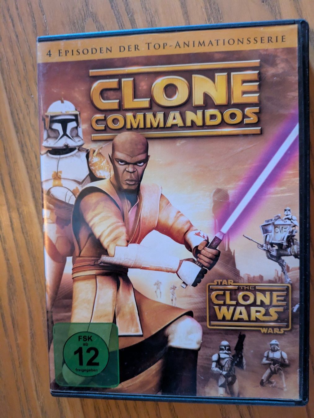 Tutti i DVDs: Star Wars: The Clone Wars - Clone Commandos (DVD) – Usato da Männedorf venduto da Pacer19