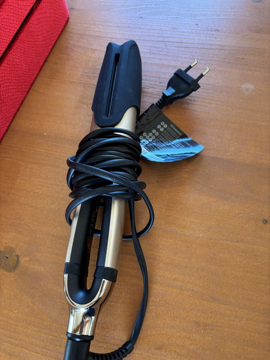 GHD Piastre & Arricciacapelli: GHD Platinum+ Glätteisen – Nuovo (secondo la descrizione) da Pfaffnau venduto da Celi77777 3