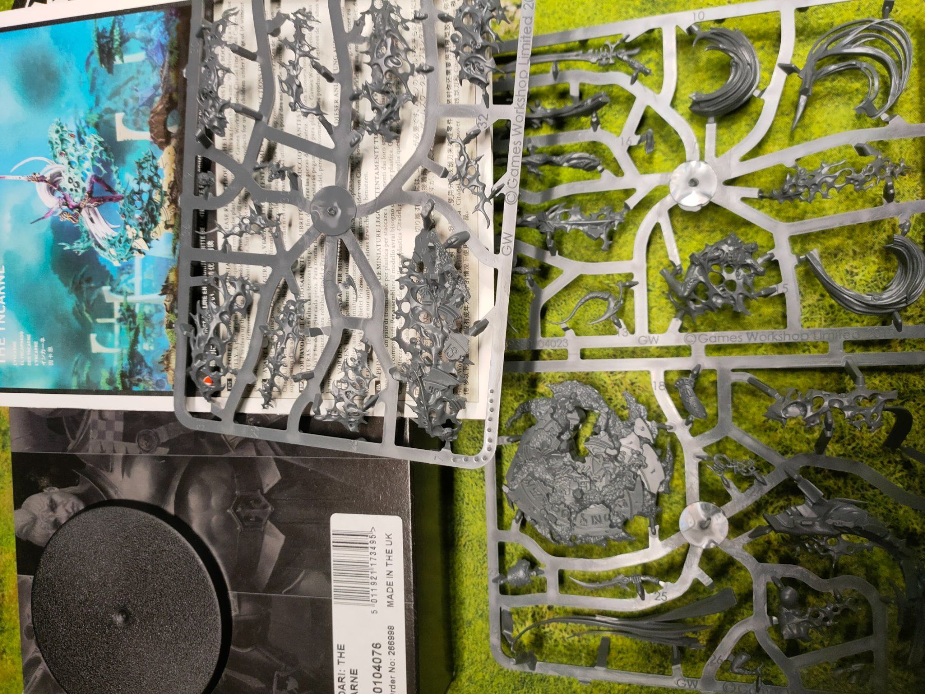 Spiele: Warhammer 40k, The Yncarne Aeldari Eldar – Neu und originalverpackt aus Baden von Araneus