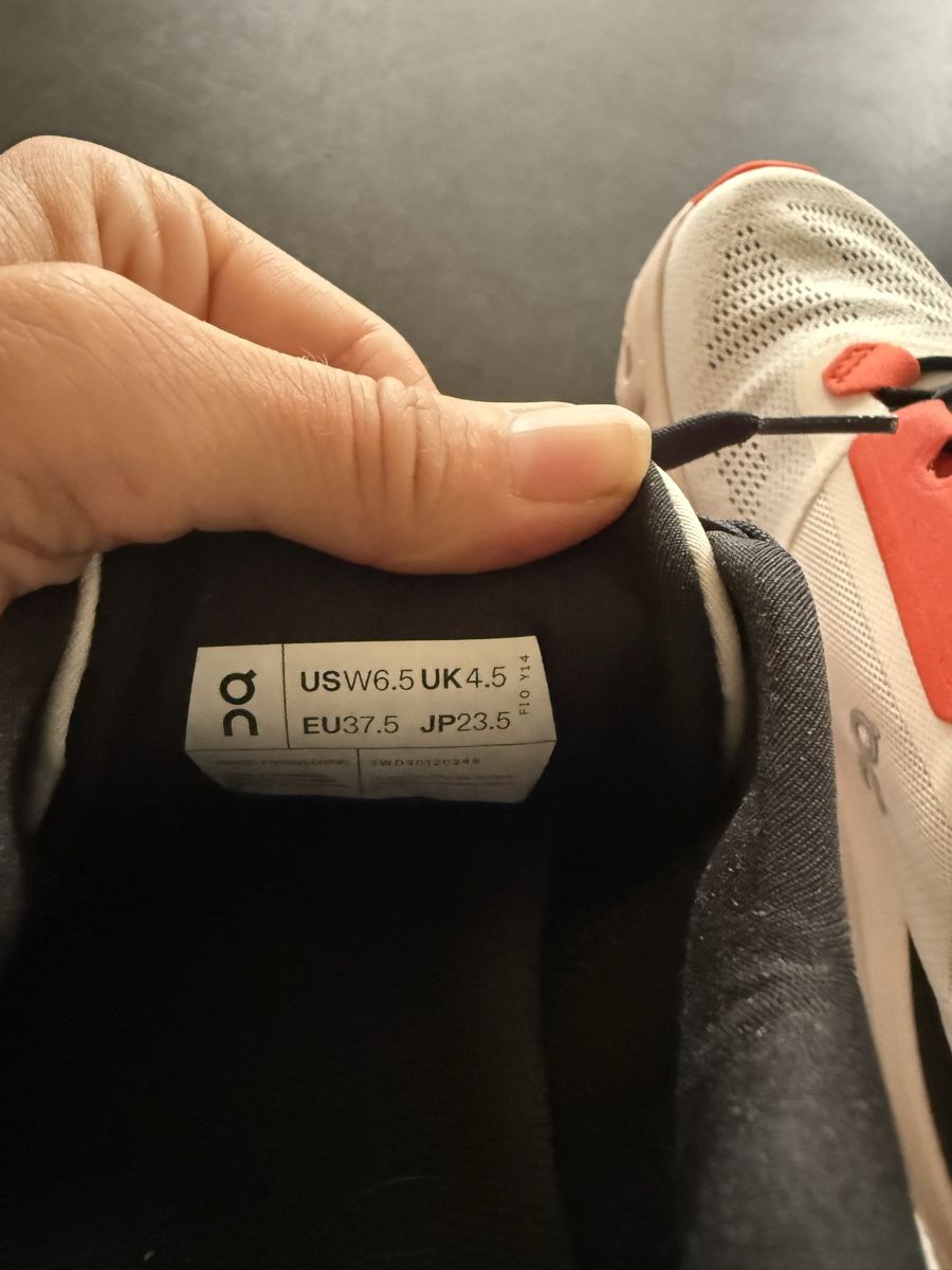 Scarpe da donna: On Cloudsratus 3 in weiss/ orange Grösse 37.5 – Nuovo (secondo la descrizione) da Muri AG venduto da Madoxx72 5