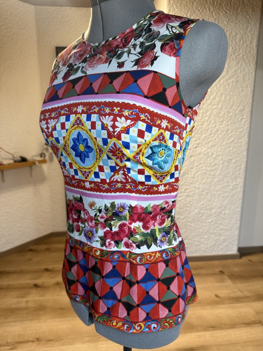 Dolce & Gabbana Top: Dolce&Gabbana Seide Top – Nuovo (secondo la descrizione) da Schattdorf venduto da Remligand 3