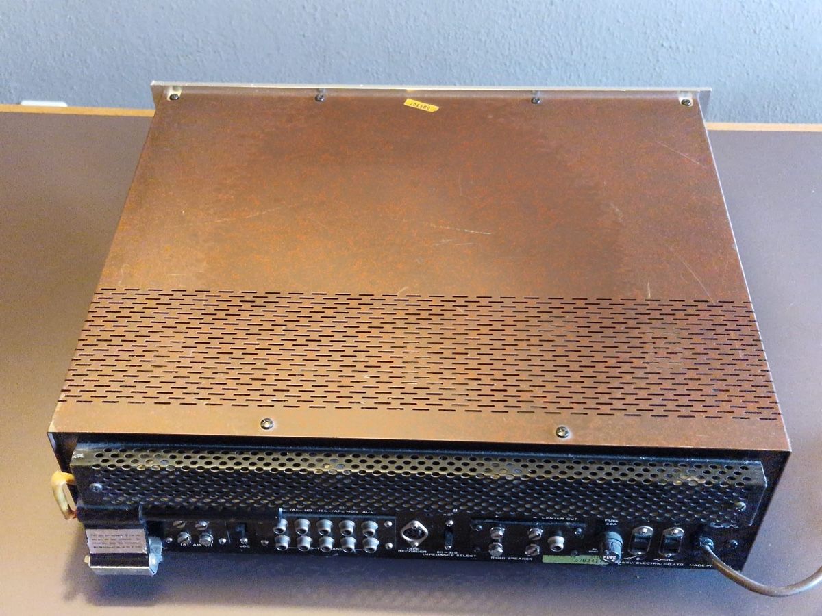 Sansui Ricevitori: Sansui Verstärker Model 3000 – Usato da Le Vaud venduto da Balthasar 2
