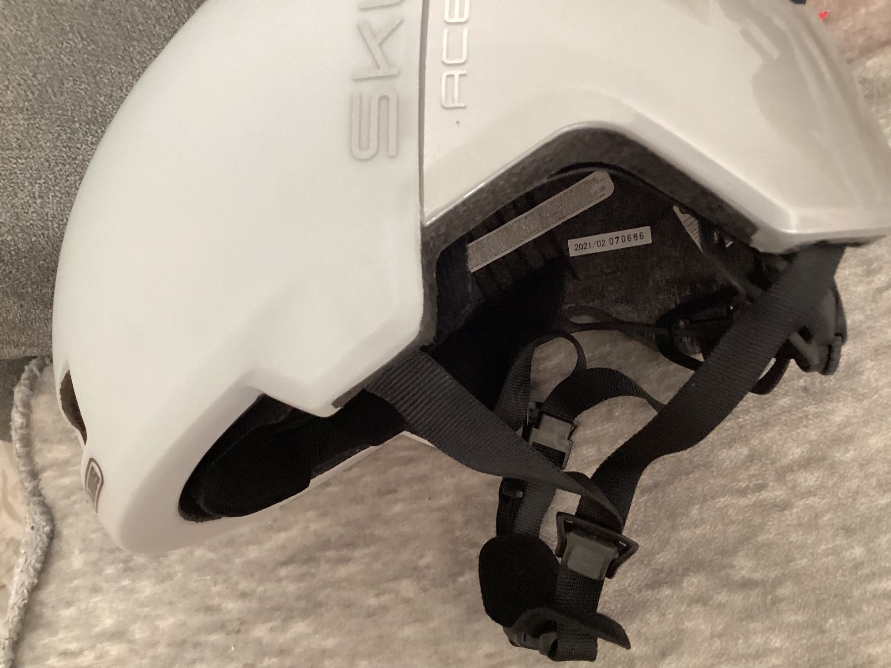 Helme: Abus Velohelm Trekkinghelm cityhelm – Neu (gemäss Beschreibung) aus Flüelen von ne08 2