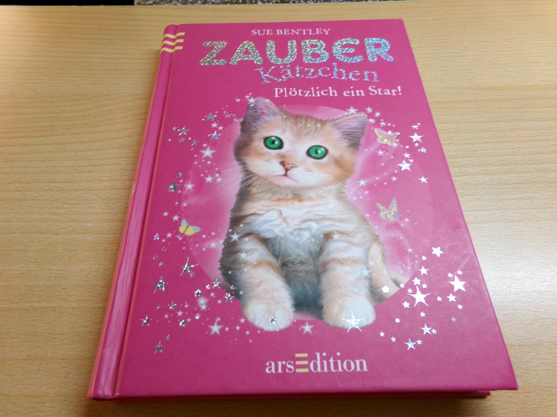 Libri: Zauber Kätzchen - Plötzlich ein Star – Nuovo (secondo la descrizione) da Hombrechtikon venduto da Se9