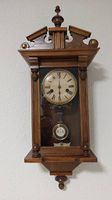 Antike Wanduhr