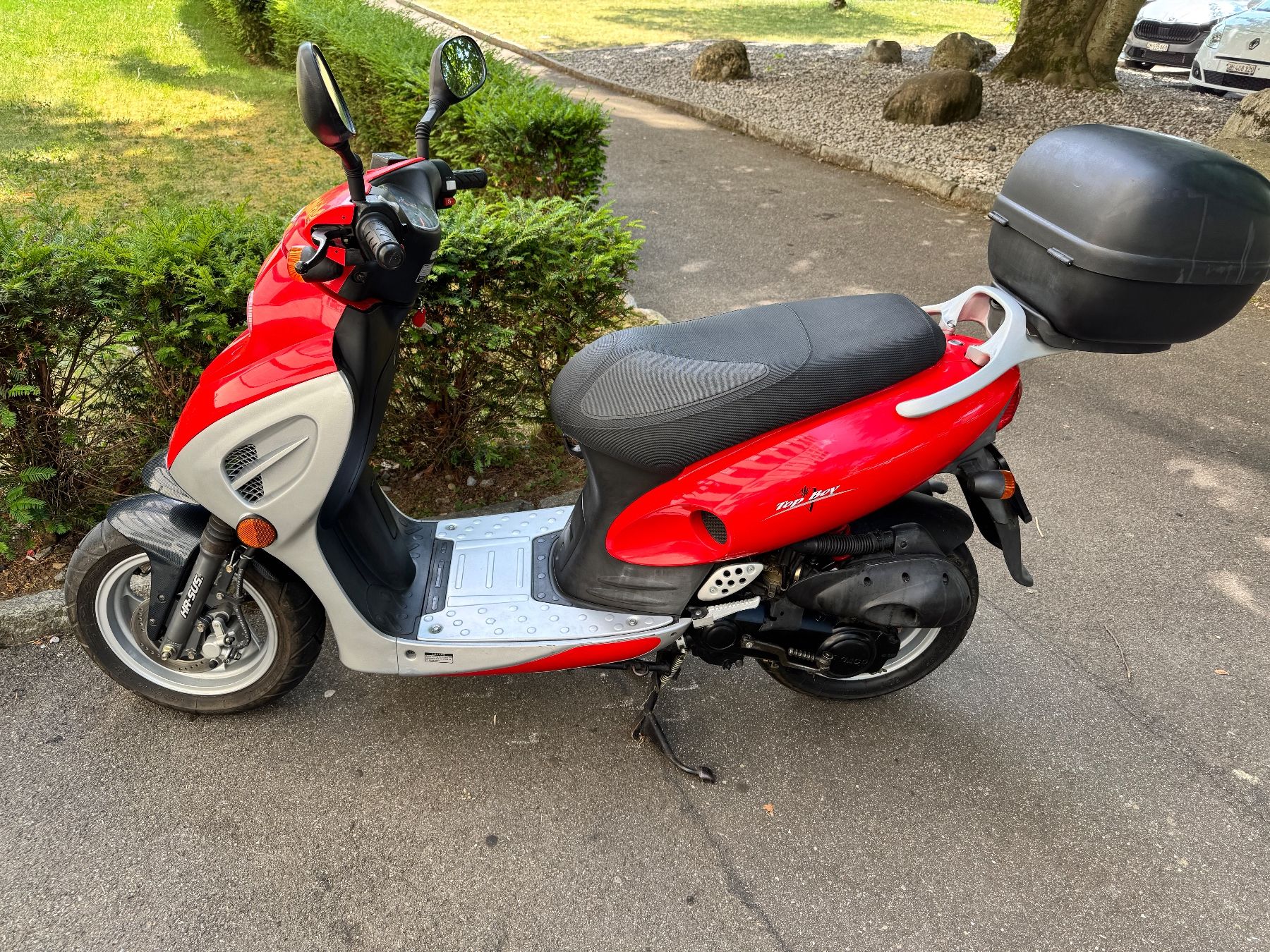 Kymco Scooters: Kymco 50 – D'occasion à Zürich par Cibin